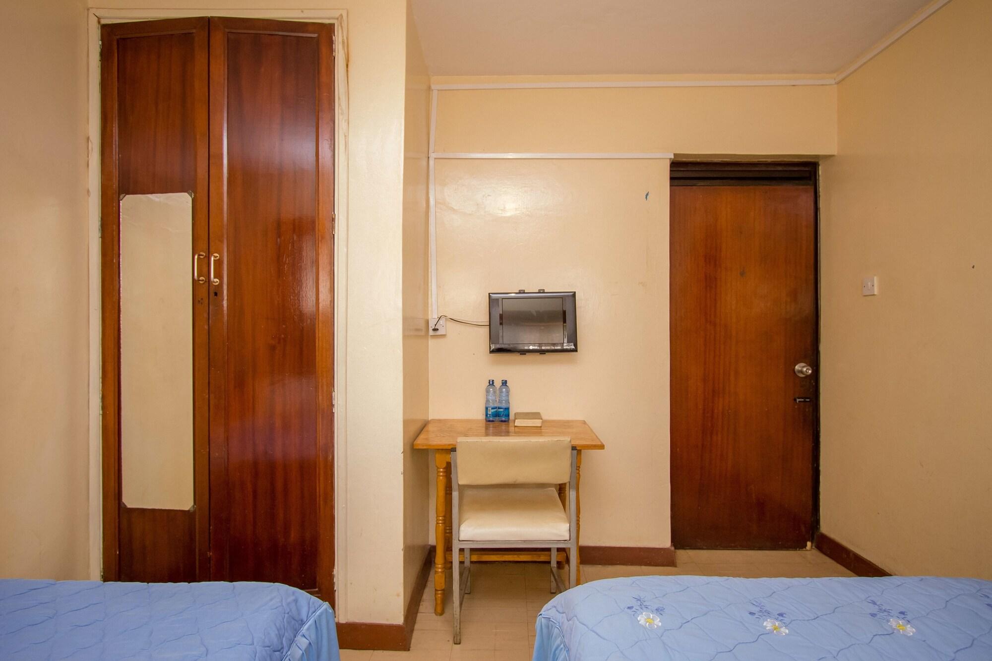 Meru Safari Hotel Exterior foto