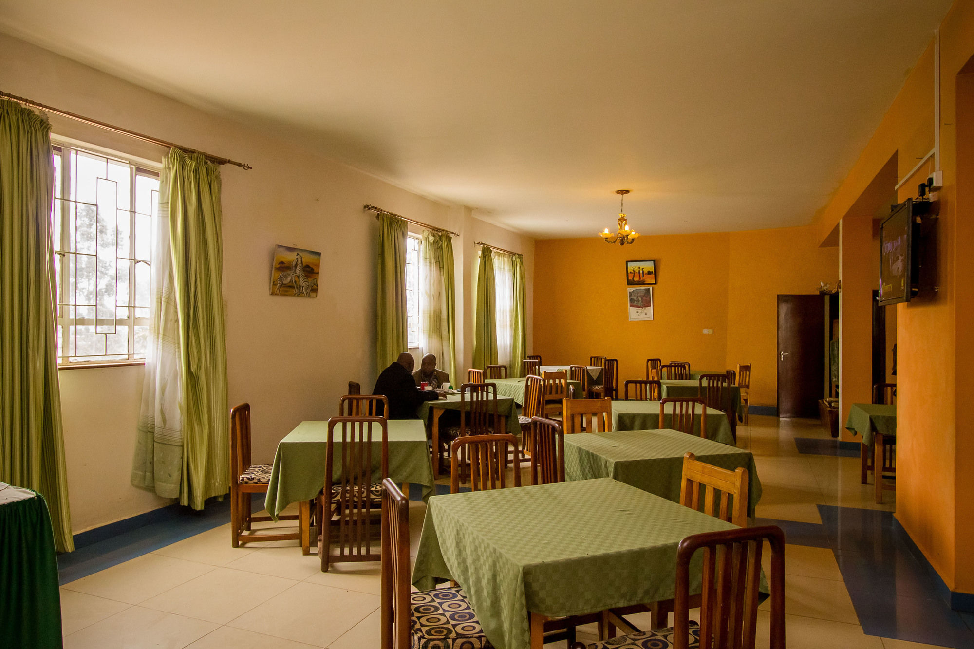 Meru Safari Hotel Exterior foto